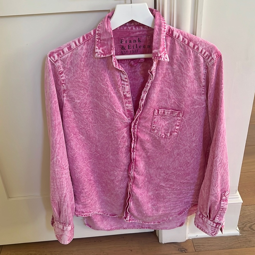 Pink Frank and Eileen denim button shirt down size small